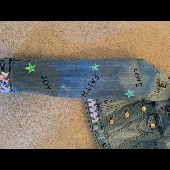 Girls Unicorn Jean Jacket Custom made Size 6/7 - Picture 3 of 4